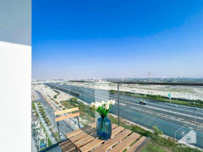 Stylish 1BR with Balcony in Azizi Riviera